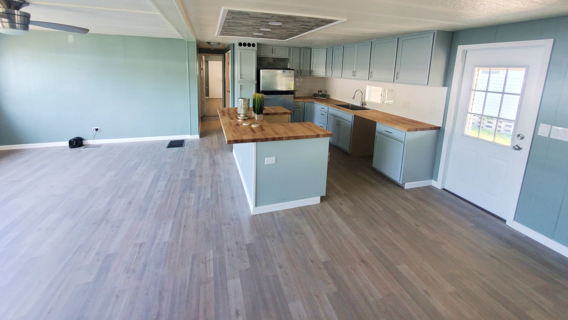 kitchen flooring hero